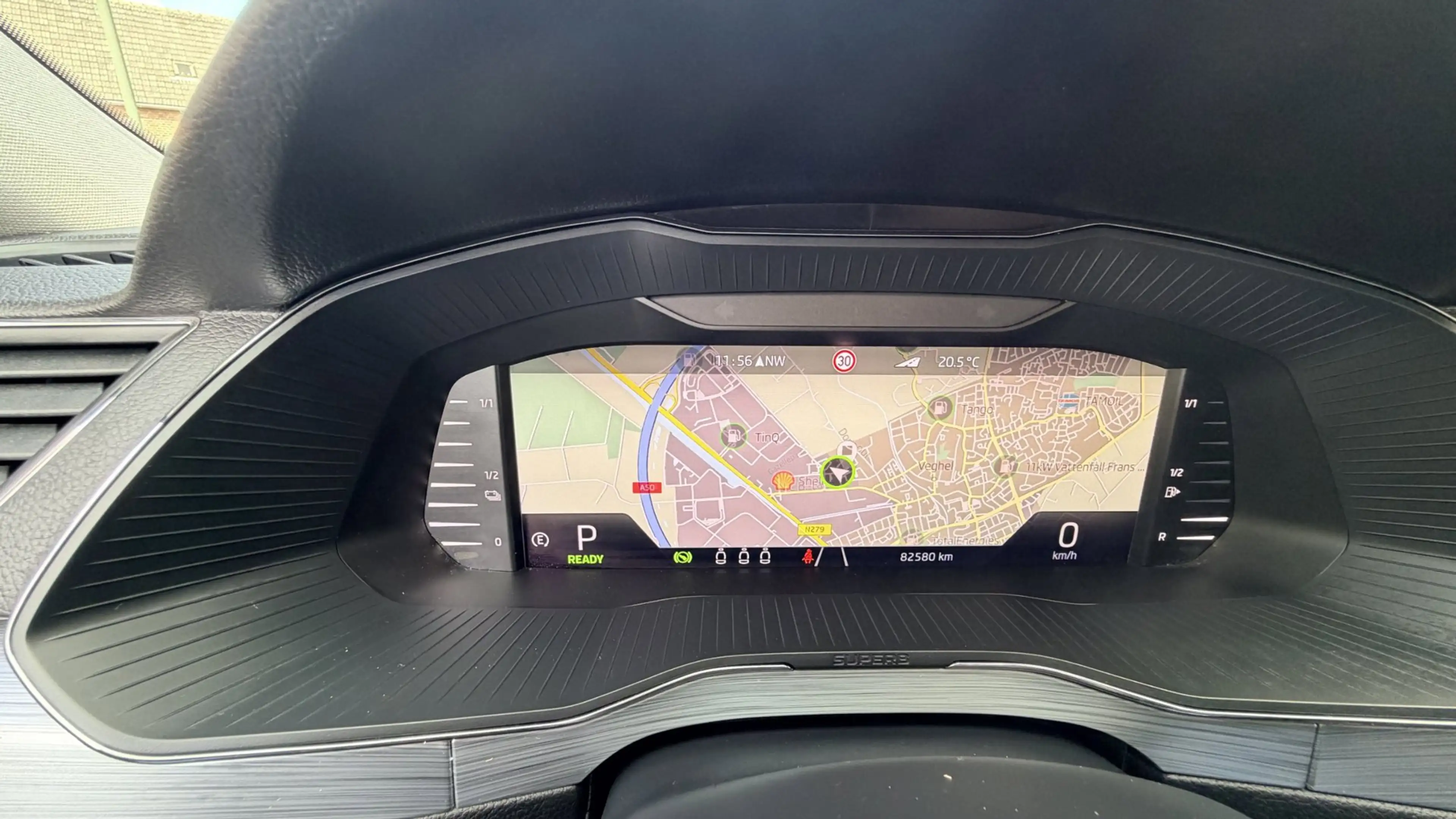 Skoda Superb Combi 1.4 TSI iV Business Edition Plus|apple car p — photo 25