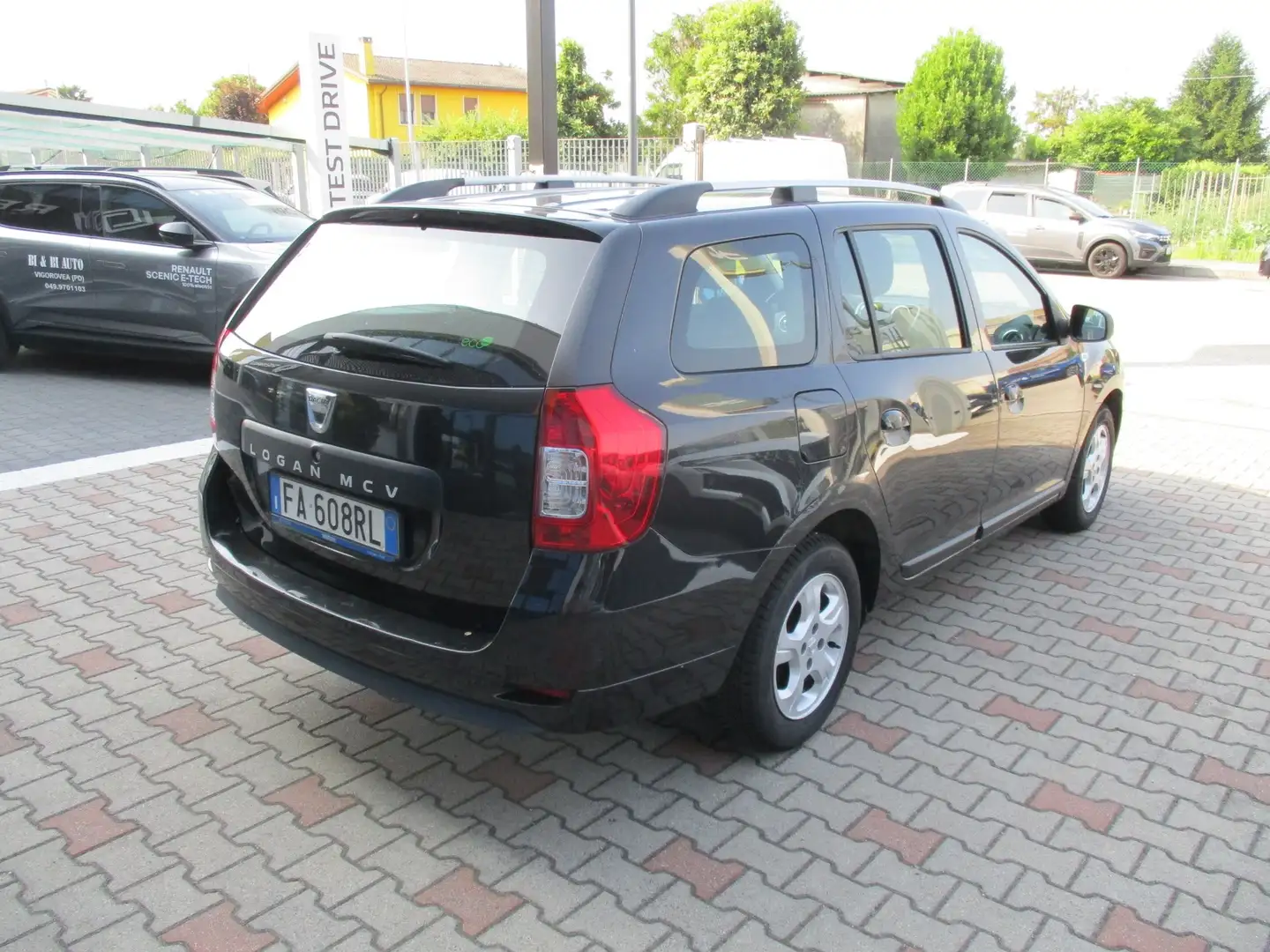 Dacia Logan Logan MCV 1.5 dci Laureate 75cv Nero - 2
