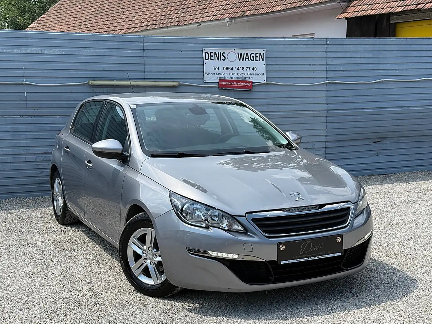 Peugeot 308 1,6 HDi 92 FAP Active Silber - 2