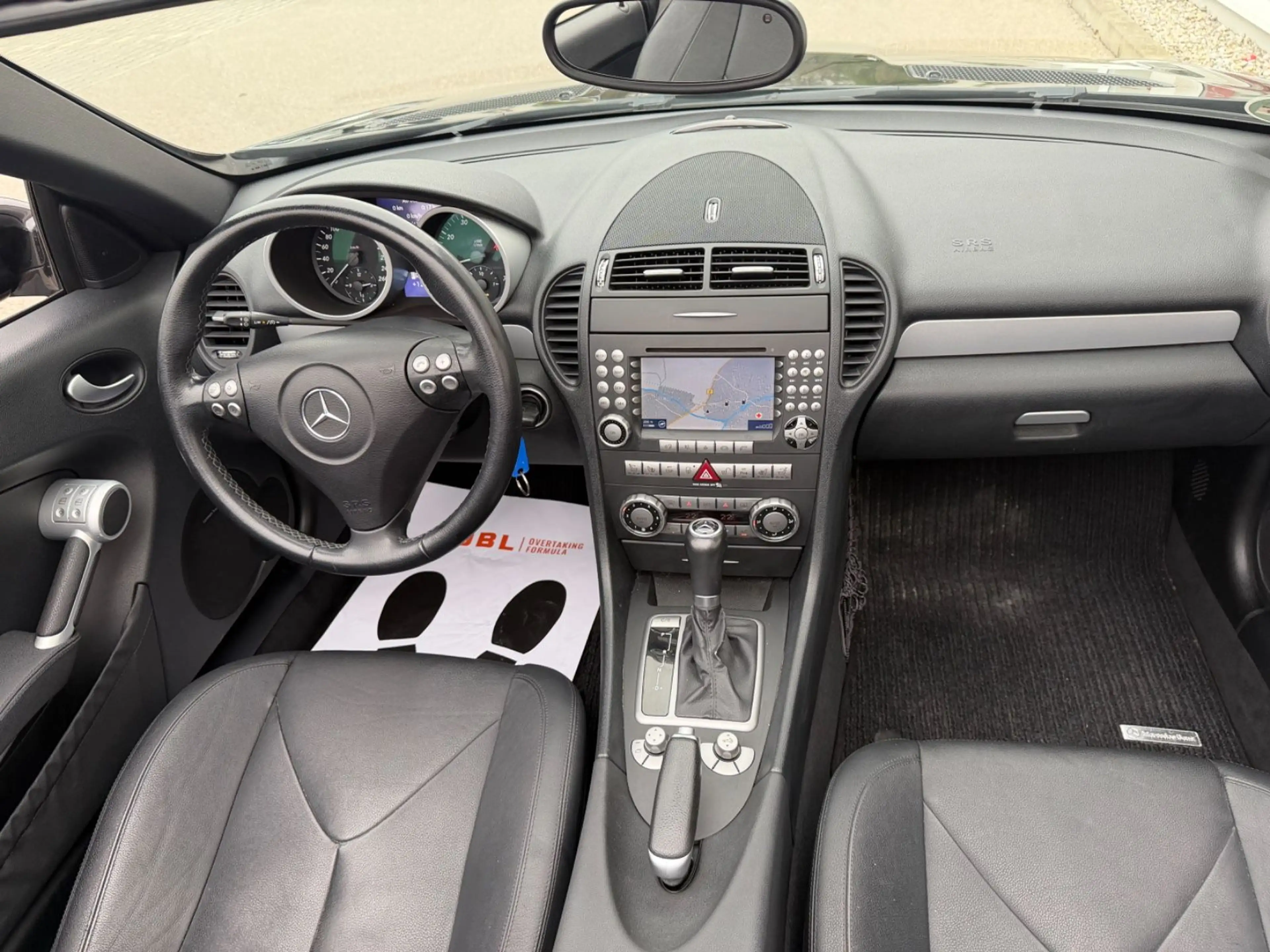 Mercedes-Benz SLK 350 Roadster Aut. V6 272 PS -Rentnerfahrzeug — photo 5