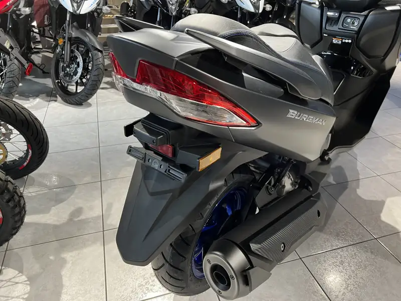 Suzuki Burgman 400 - foto 3