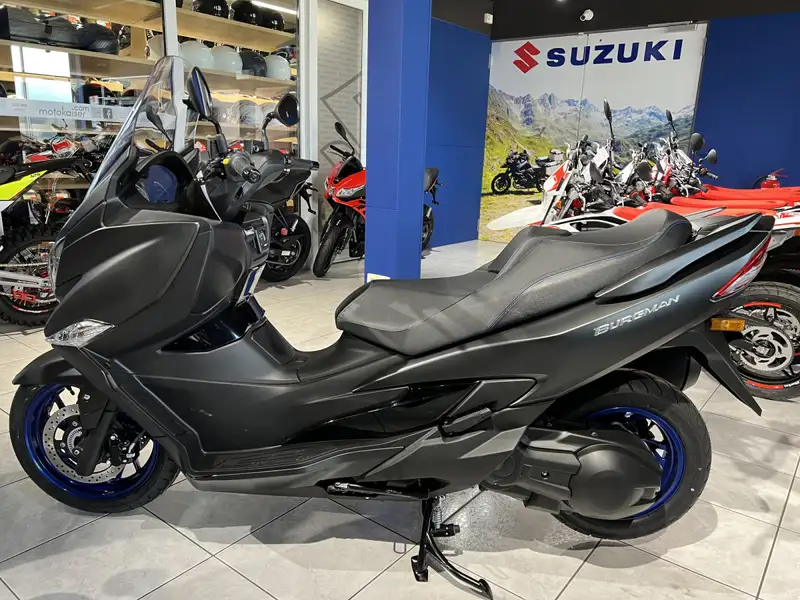 Suzuki Burgman 400 - foto 4