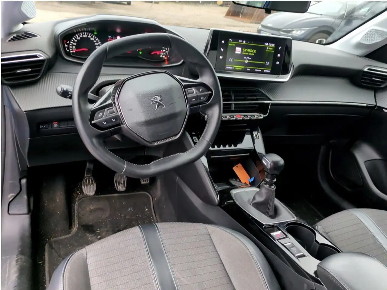 Peugeot 208 BlueHDi 100 S\u0026S BVM6 Allure