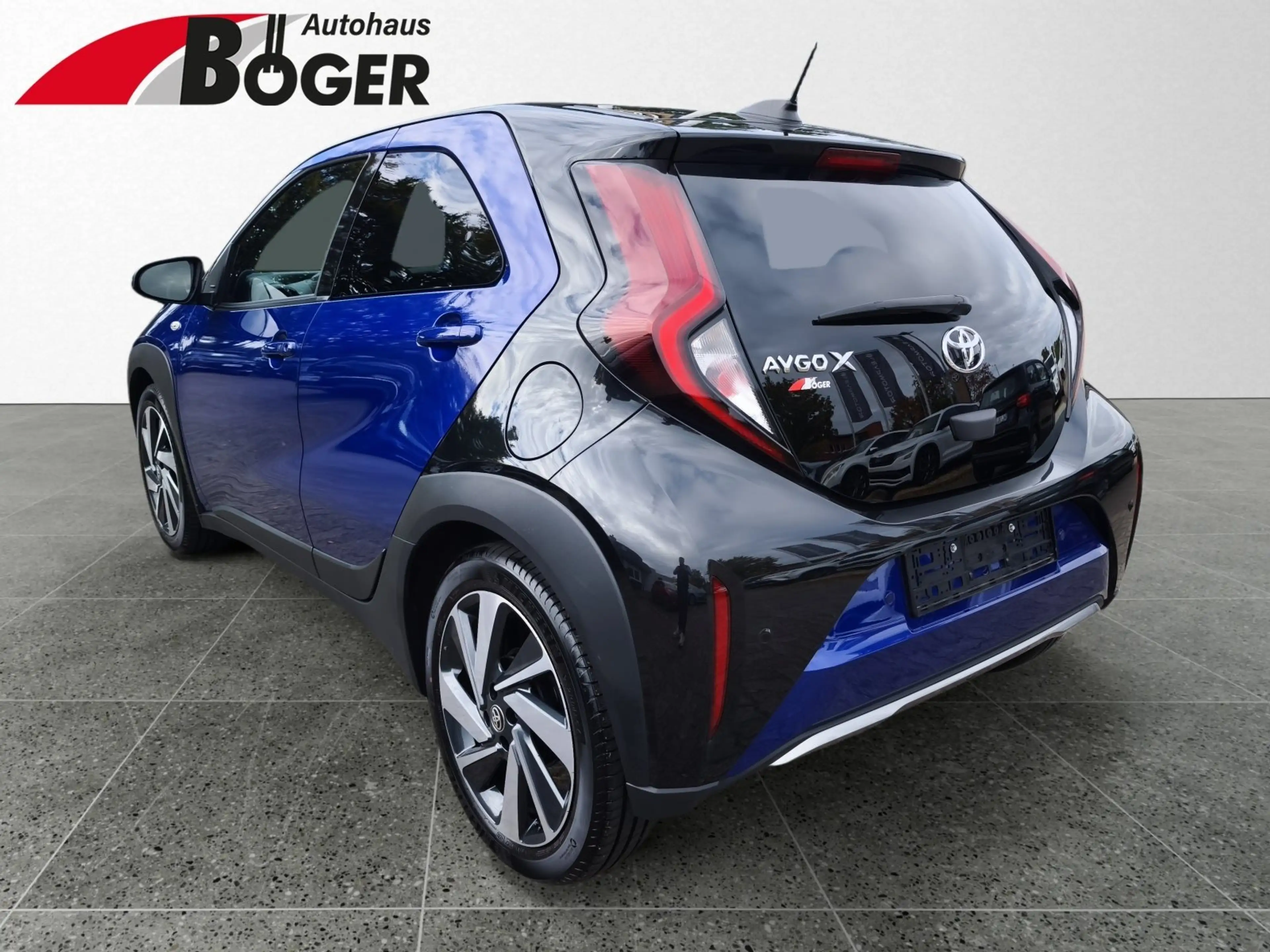 Toyota Aygo X 1,0 CVT Air Explore *Faltdach *Allwetter — photo 8