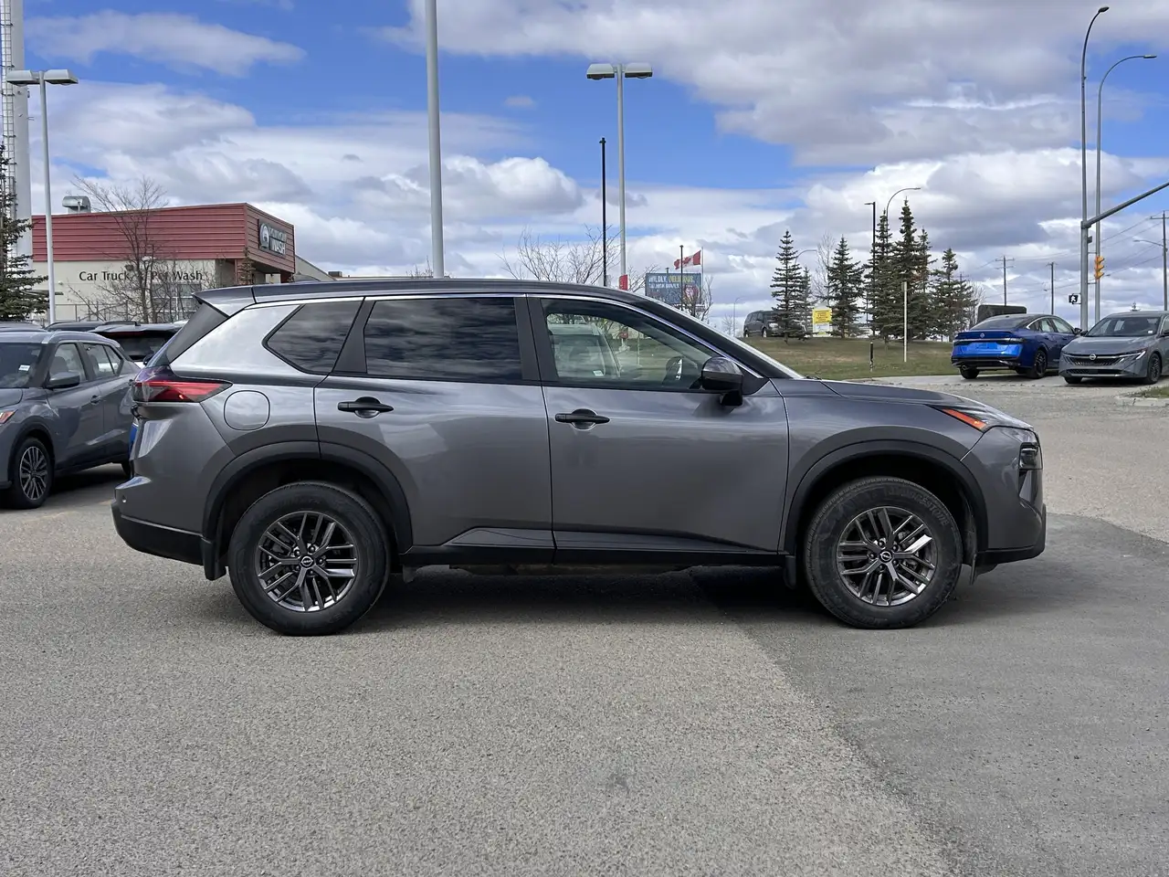 Nissan Rogue снимка Nissan Rogue
