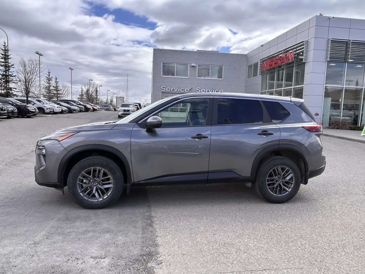 Nissan Rogue снимка Nissan Rogue