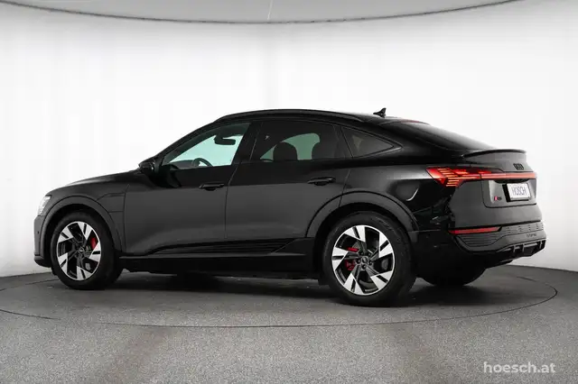 Audi Q8 e-tron 55 SB quattro 2x S-LINE BLACK HEAD-UP PANO MATRIX Ansicht 45