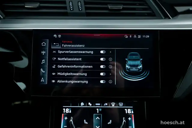 Audi Q8 e-tron 55 SB quattro 2x S-LINE BLACK HEAD-UP PANO MATRIX Ansicht 17