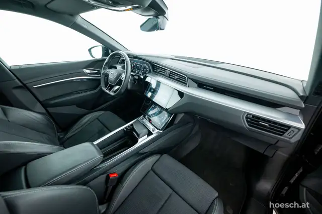 Audi Q8 e-tron 55 SB quattro 2x S-LINE BLACK HEAD-UP PANO MATRIX Ansicht 22