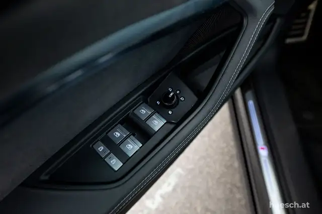 Audi Q8 e-tron 55 SB quattro 2x S-LINE BLACK HEAD-UP PANO MATRIX Ansicht 29