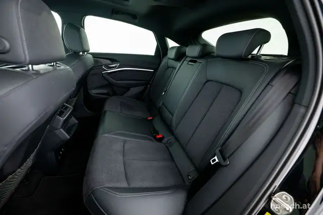 Audi Q8 e-tron 55 SB quattro 2x S-LINE BLACK HEAD-UP PANO MATRIX Ansicht 7