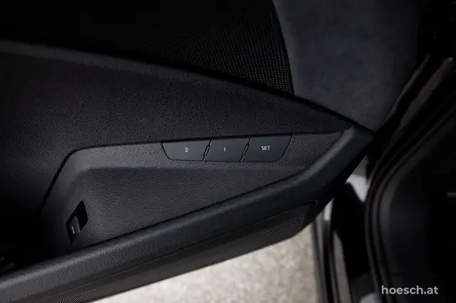 Audi Q8 e-tron 55 SB quattro 2x S-LINE BLACK HEAD-UP PANO MATRIX Ansicht 31