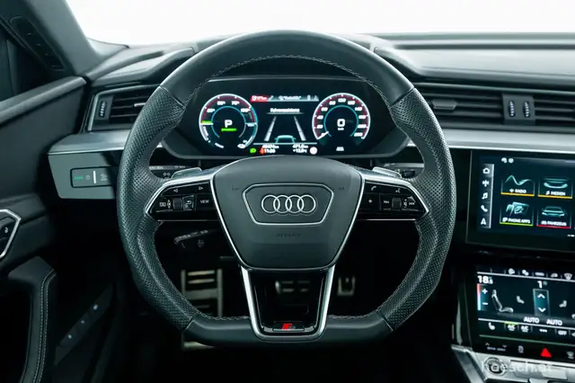Audi Q8 e-tron 55 SB quattro 2x S-LINE BLACK HEAD-UP PANO MATRIX Ansicht 6
