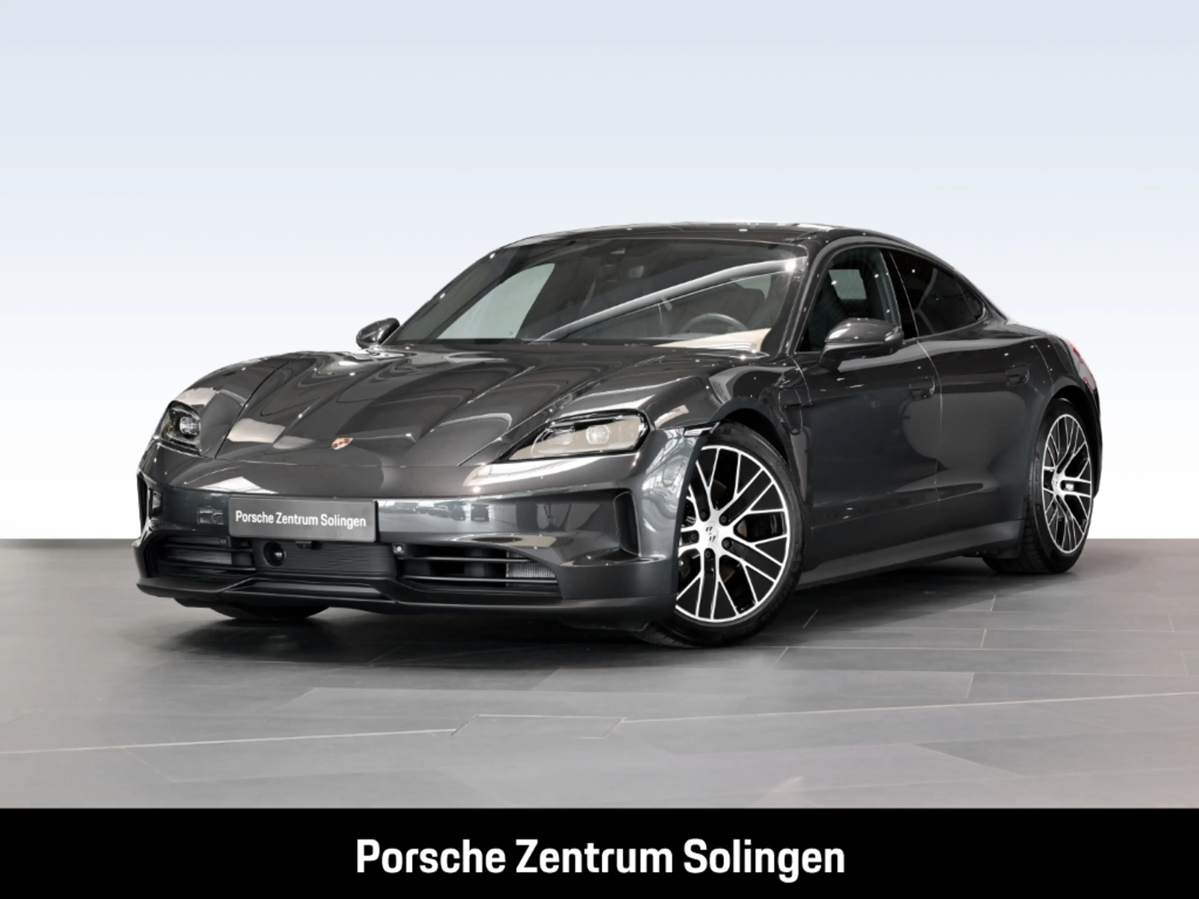 Porsche Taycan 4 Panoramadach Bose Abstand 20'' Räder Surround vi