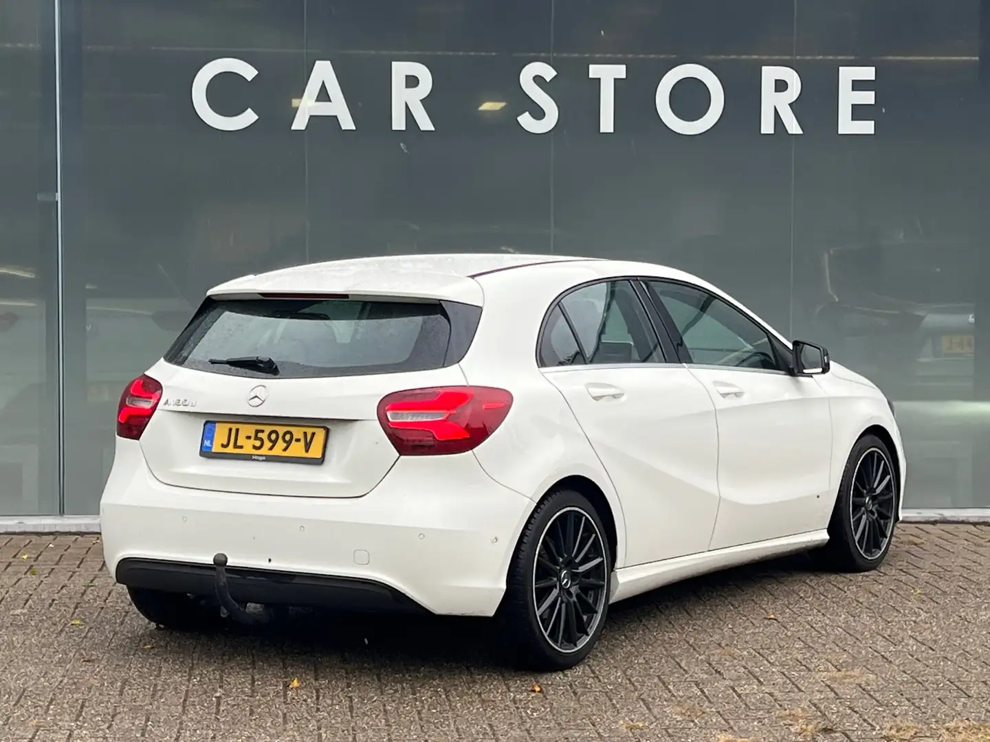 Mercedes-Benz A 180 d Lease Edition Ambition Blanc - 2