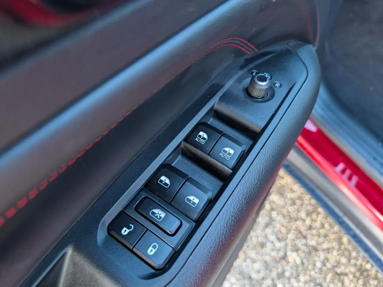 Jeep Compass photo Jeep Compass