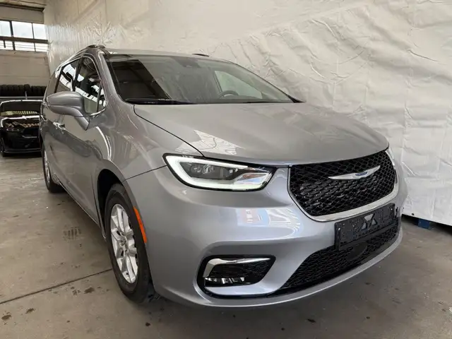 Chrysler Pacifica 3,6L 7Si Carplay Leder ACC SHZ LHZ TOTW