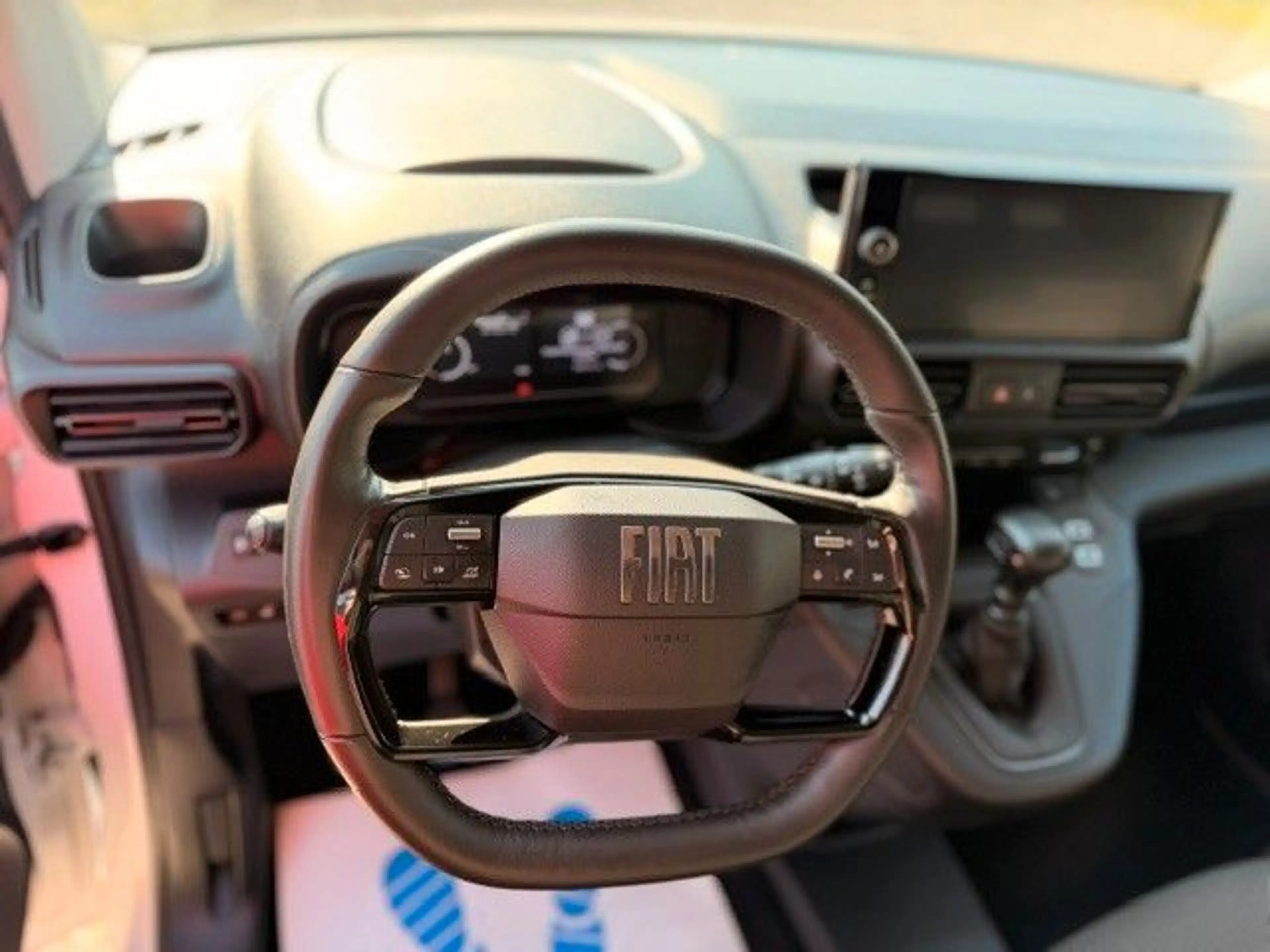 Fiat Doblo Kastenwagen XL 1.5 Klima Kamera — photo 12