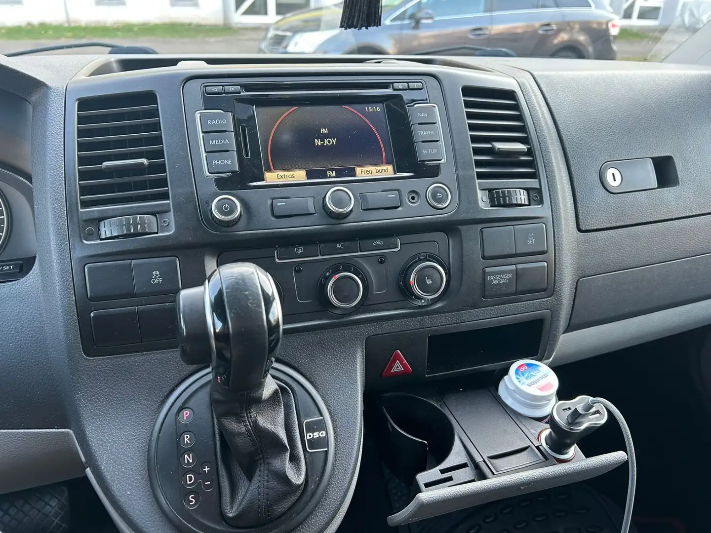 Volkswagen T5 Kombi - 2