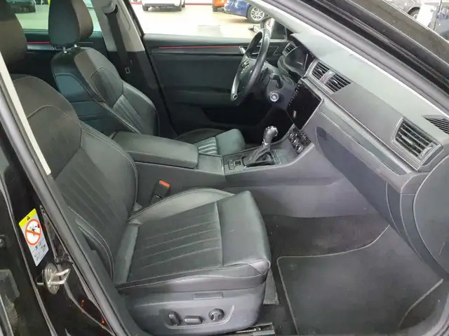Skoda Superb view 7