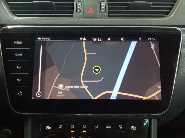 Skoda Superb view 12