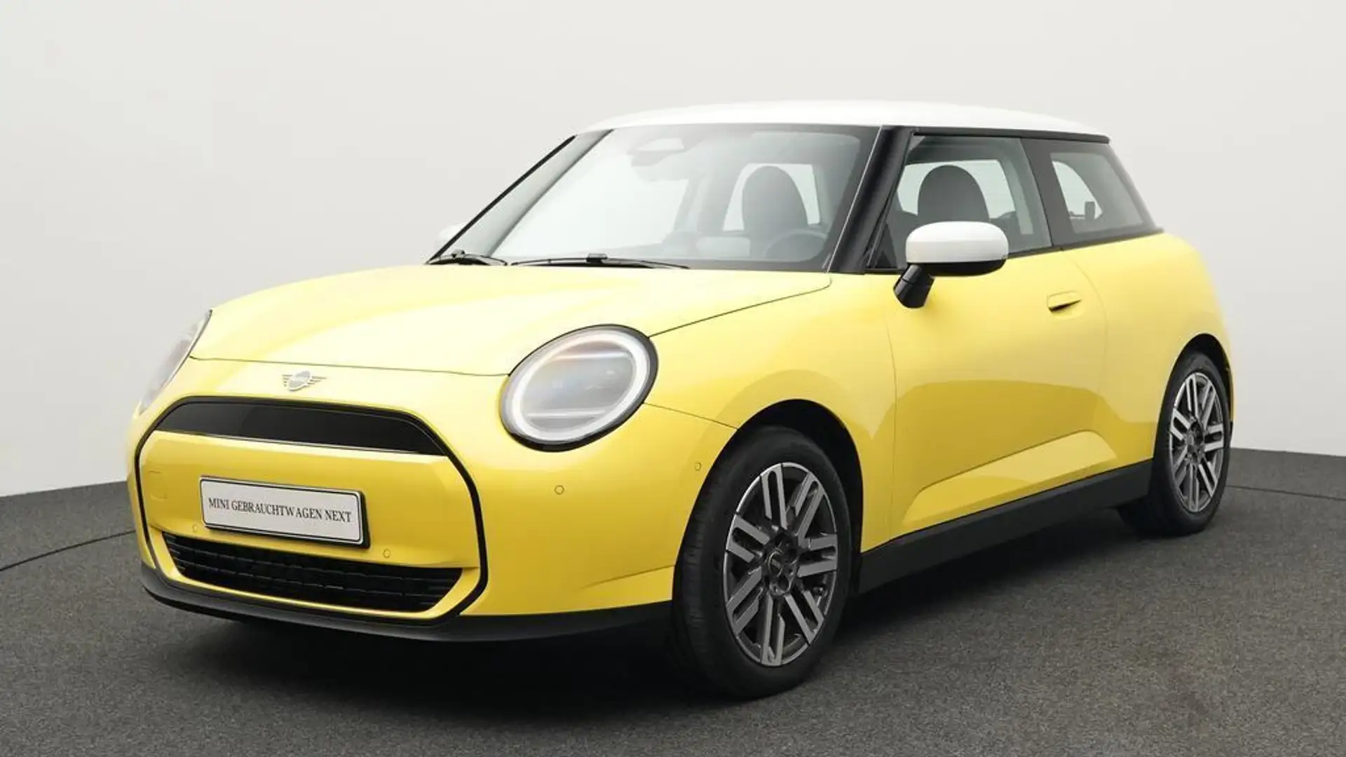 MINI Cooper E Classic Trim Gelb - 1