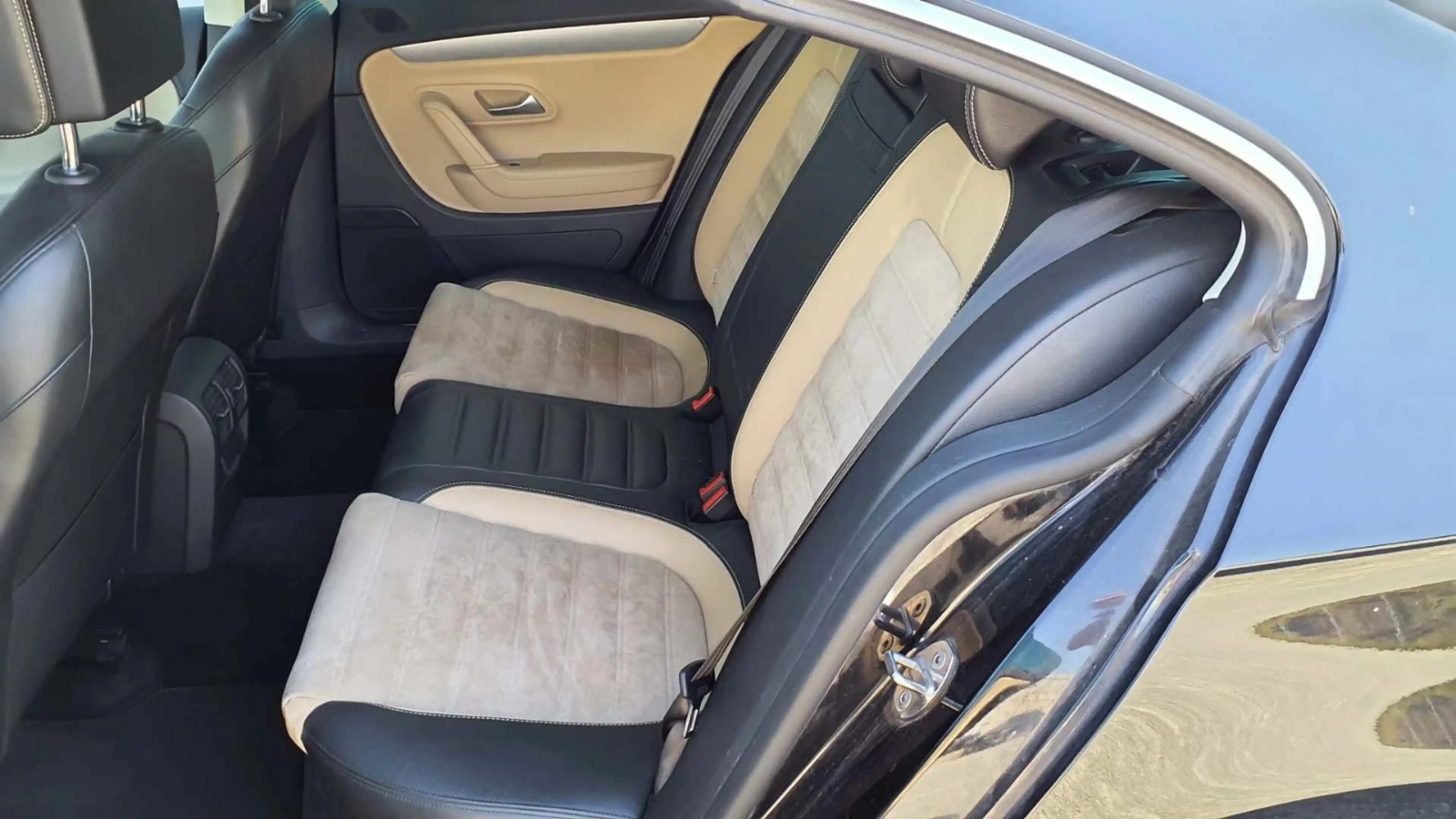 Volkswagen CC 2.0 TDI*AUTOM.*TÜV*KLIMA*PDC*NAVI*AHK*1.HAND* — photo 13