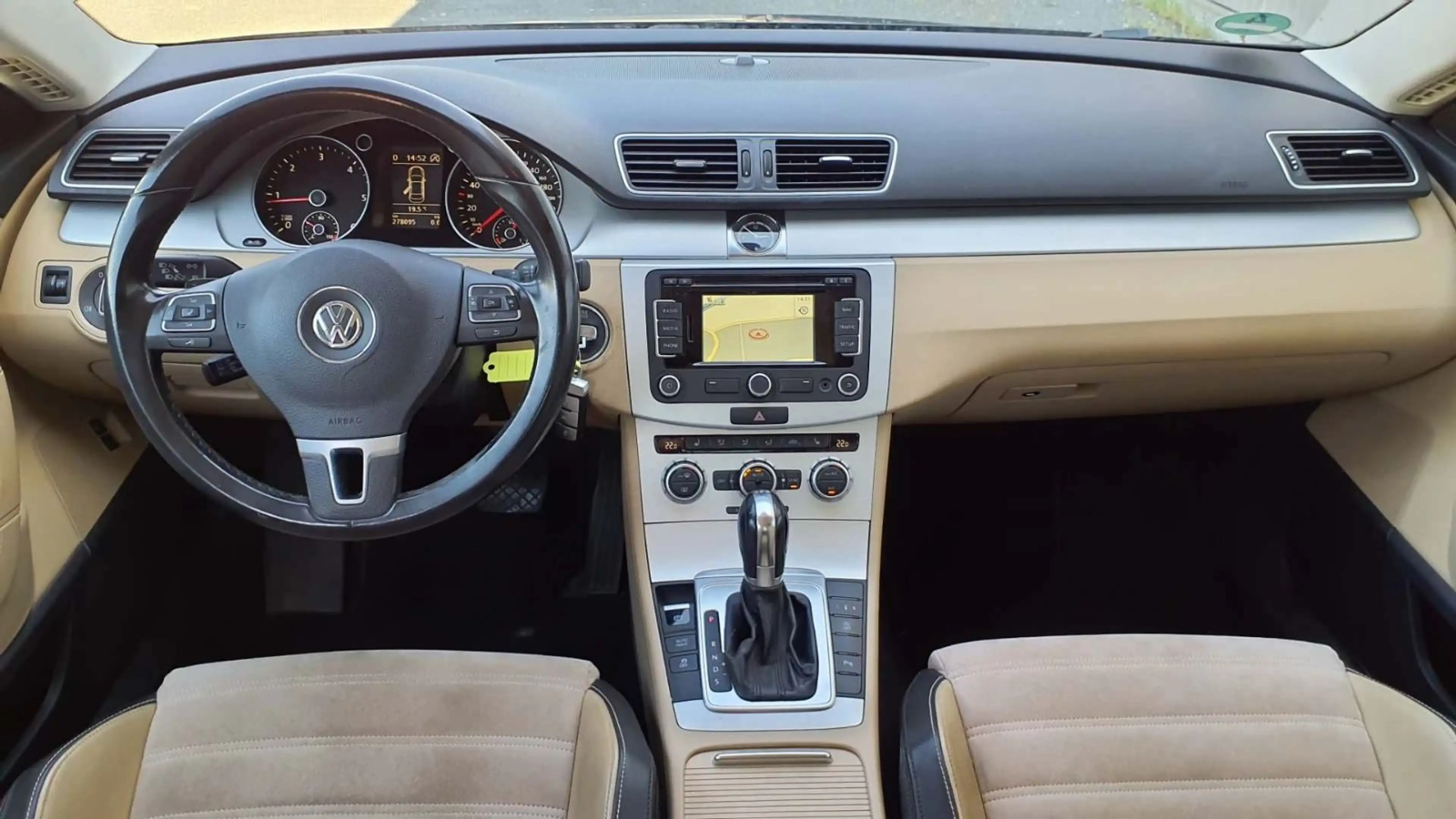 Volkswagen CC 2.0 TDI*AUTOM.*TÜV*KLIMA*PDC*NAVI*AHK*1.HAND* — photo 10