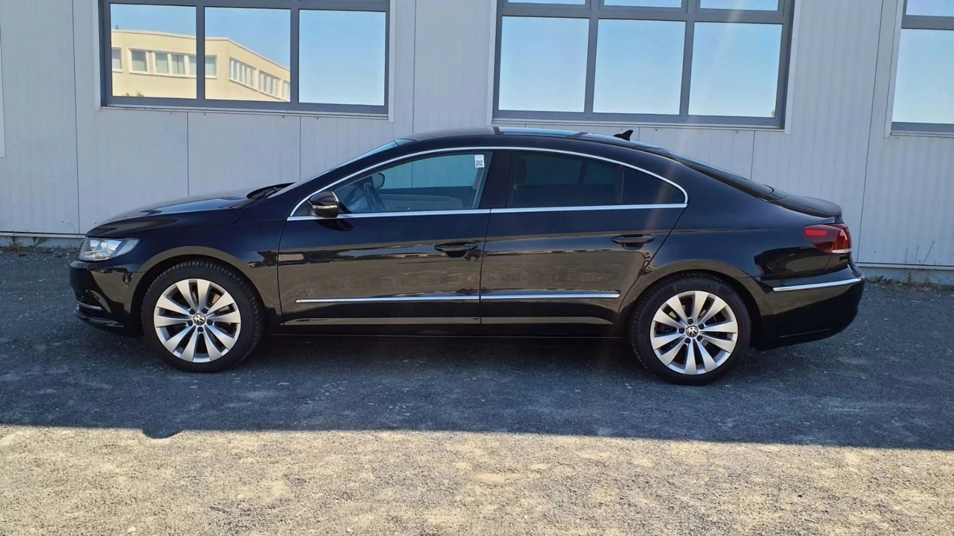 Volkswagen CC 2.0 TDI*AUTOM.*TÜV*KLIMA*PDC*NAVI*AHK*1.HAND* — photo 4