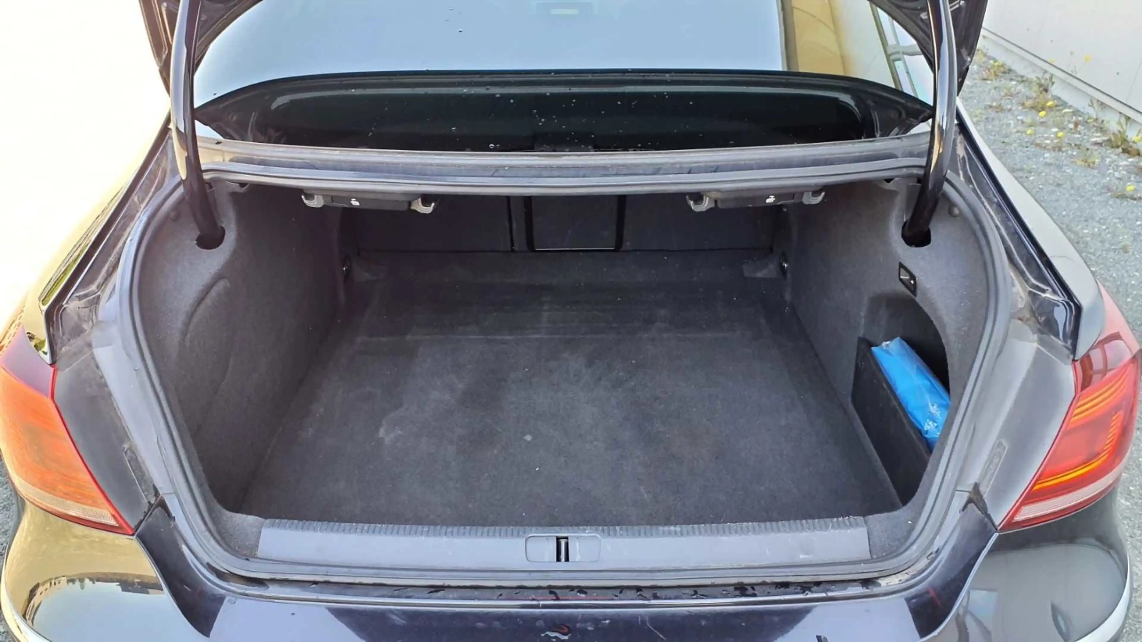 Volkswagen CC 2.0 TDI*AUTOM.*TÜV*KLIMA*PDC*NAVI*AHK*1.HAND* — photo 9