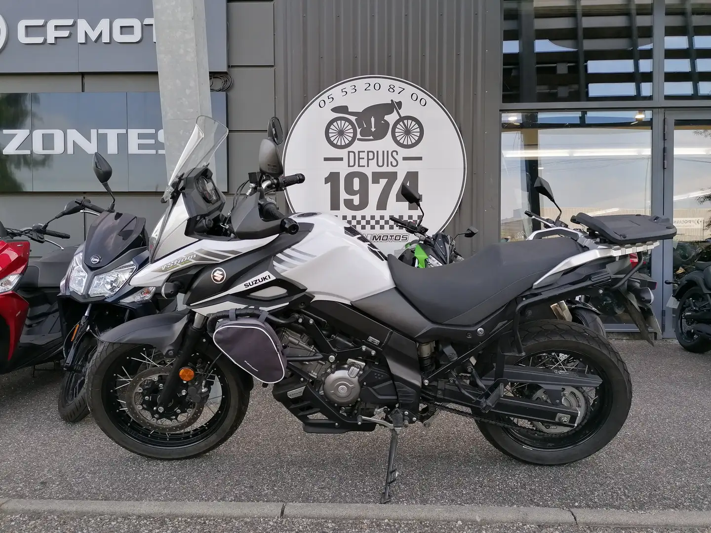 Suzuki V-Strom 650 Blanc - 2
