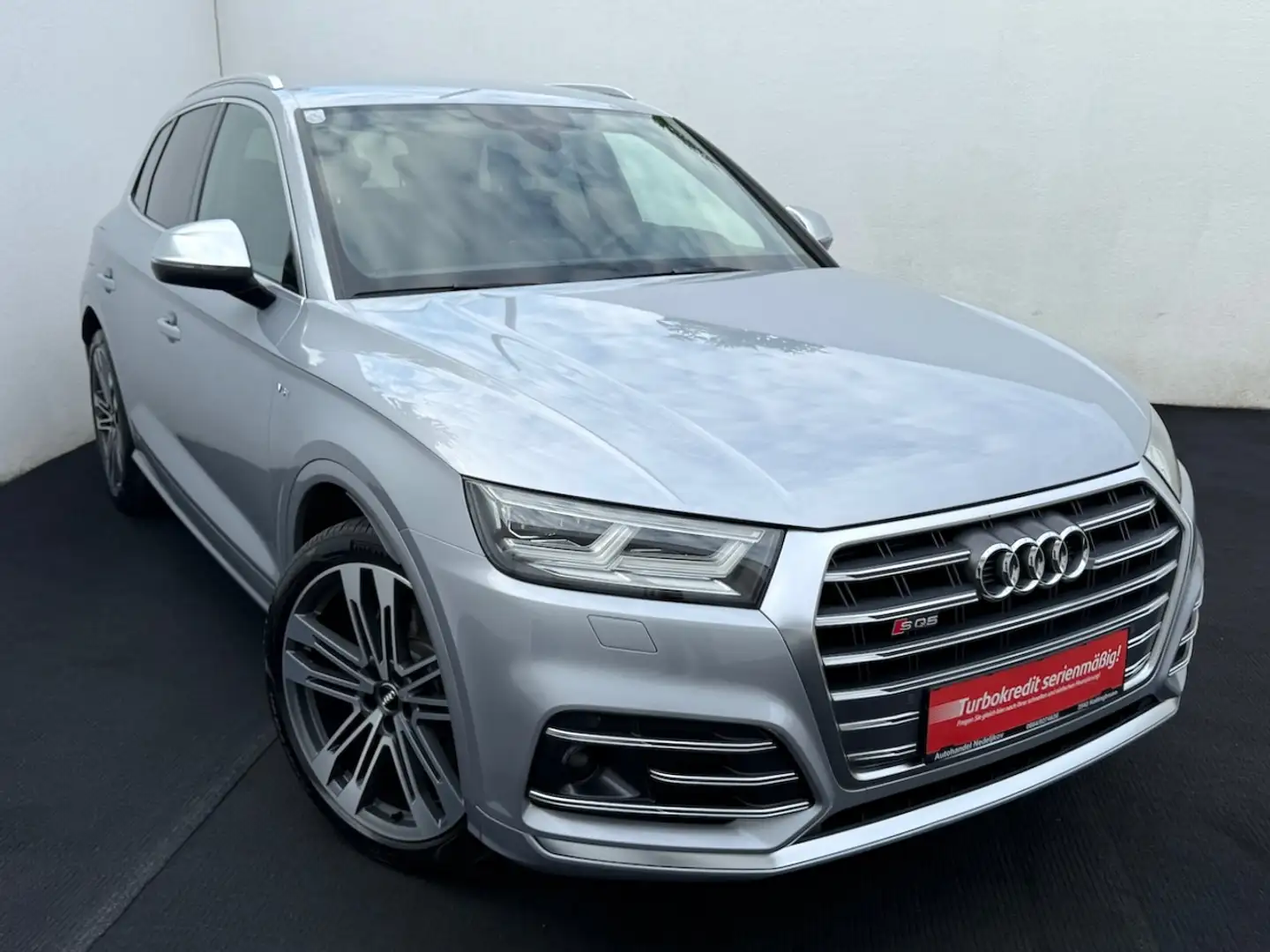 Audi SQ5 3.0 TFSI Quattro Silber - 1