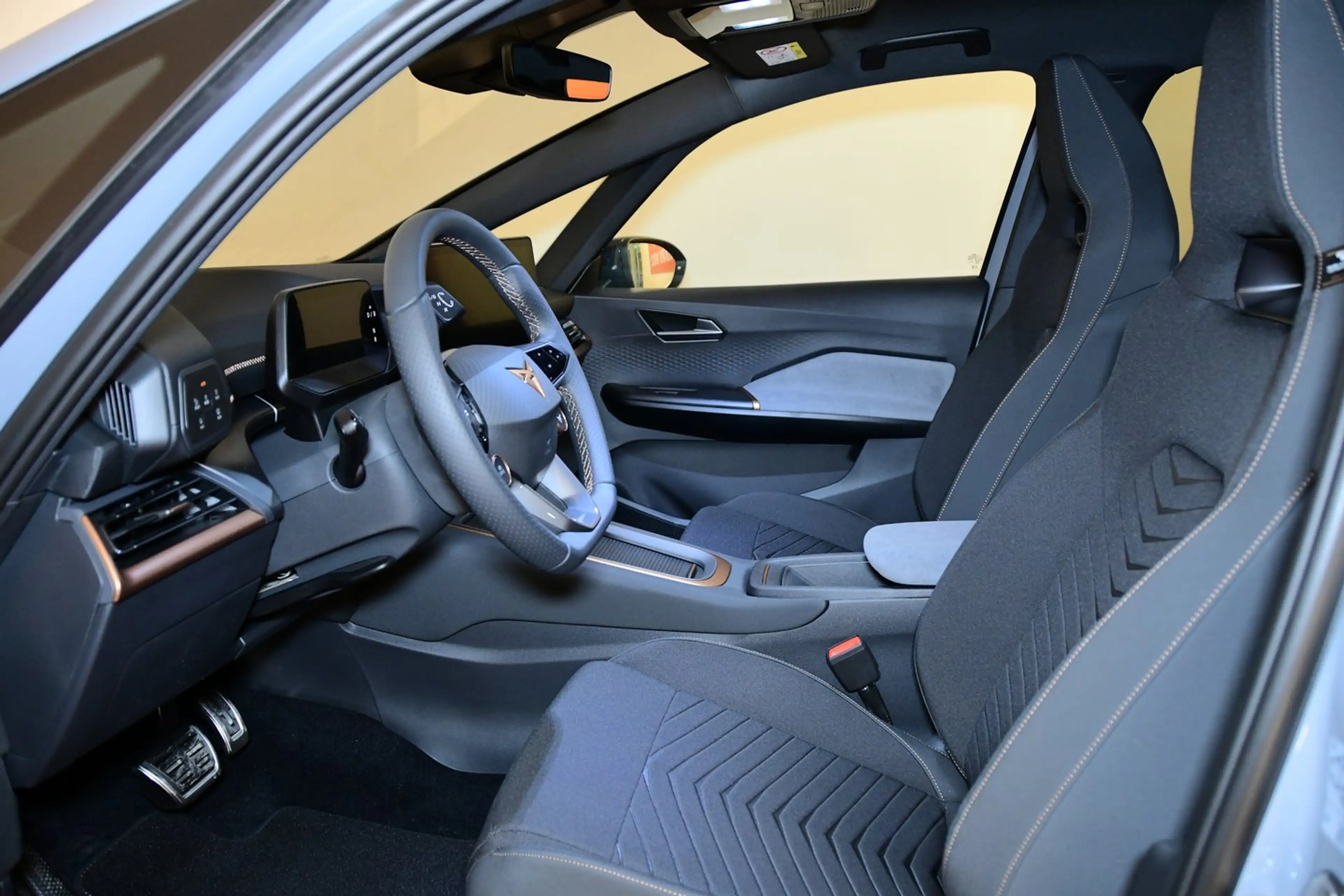 CUPRA Born 77/82 e-Boost 170kW/231PS — photo 6