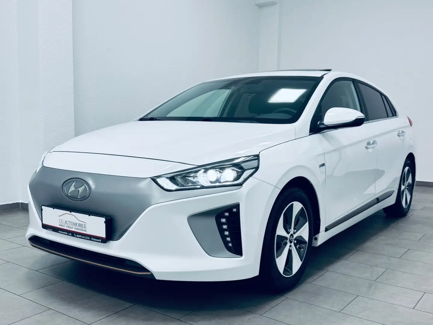 Hyundai IONIQ Ioniq Style Elektro * MOTORSCHADEN * Blanc - 1