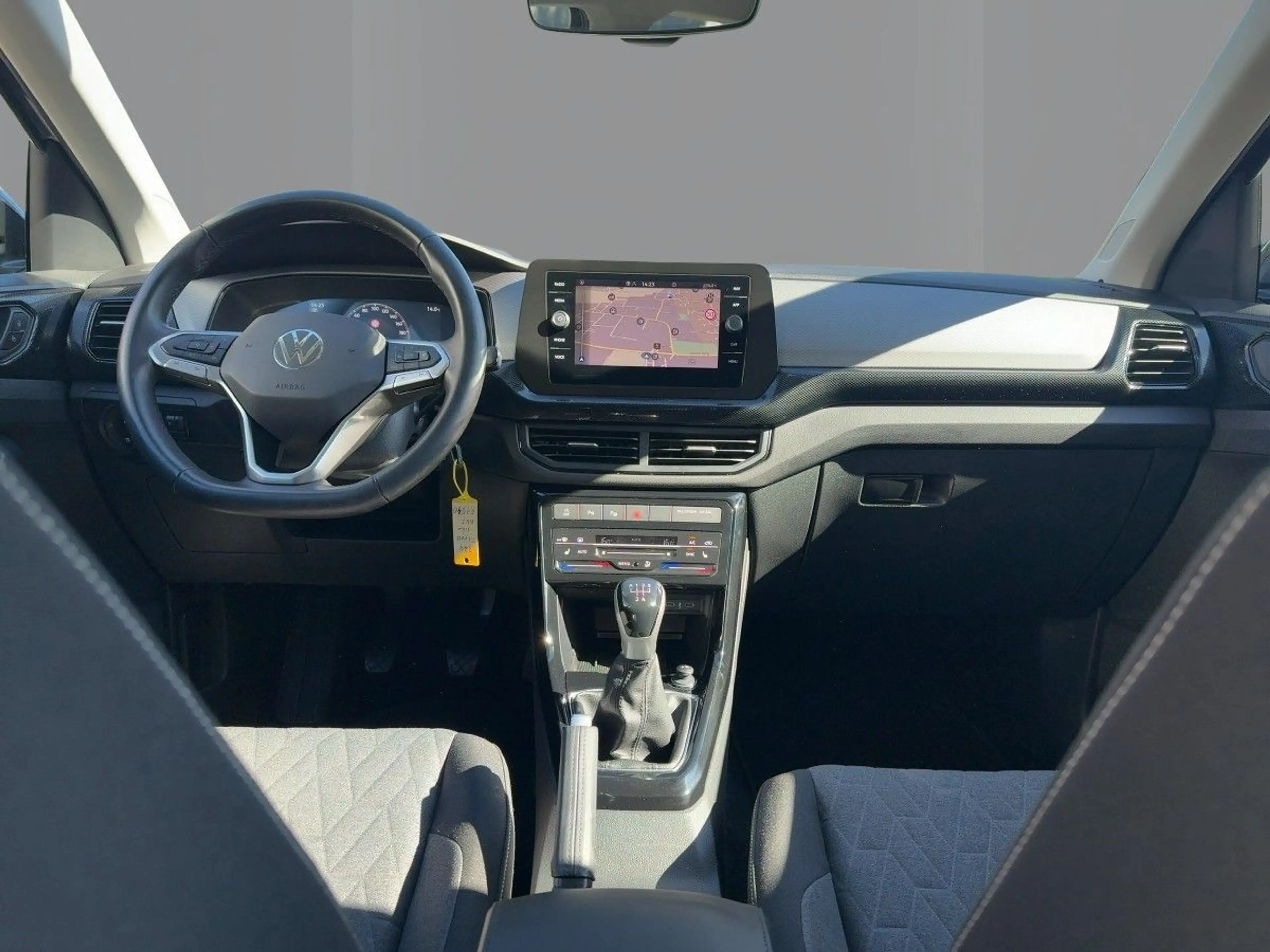 Volkswagen T-Cross 1.0 TSI Life Klima Navi Sitzhzg — photo 12