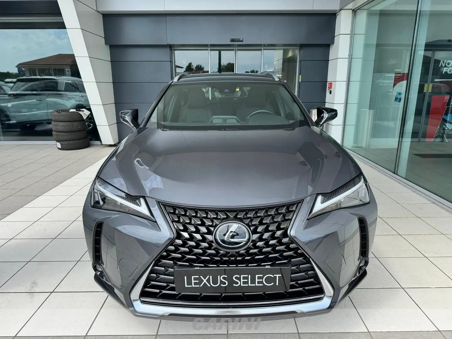 Lexus UX 250h 250h 2.0 urban 2wd cvt Gris - 2