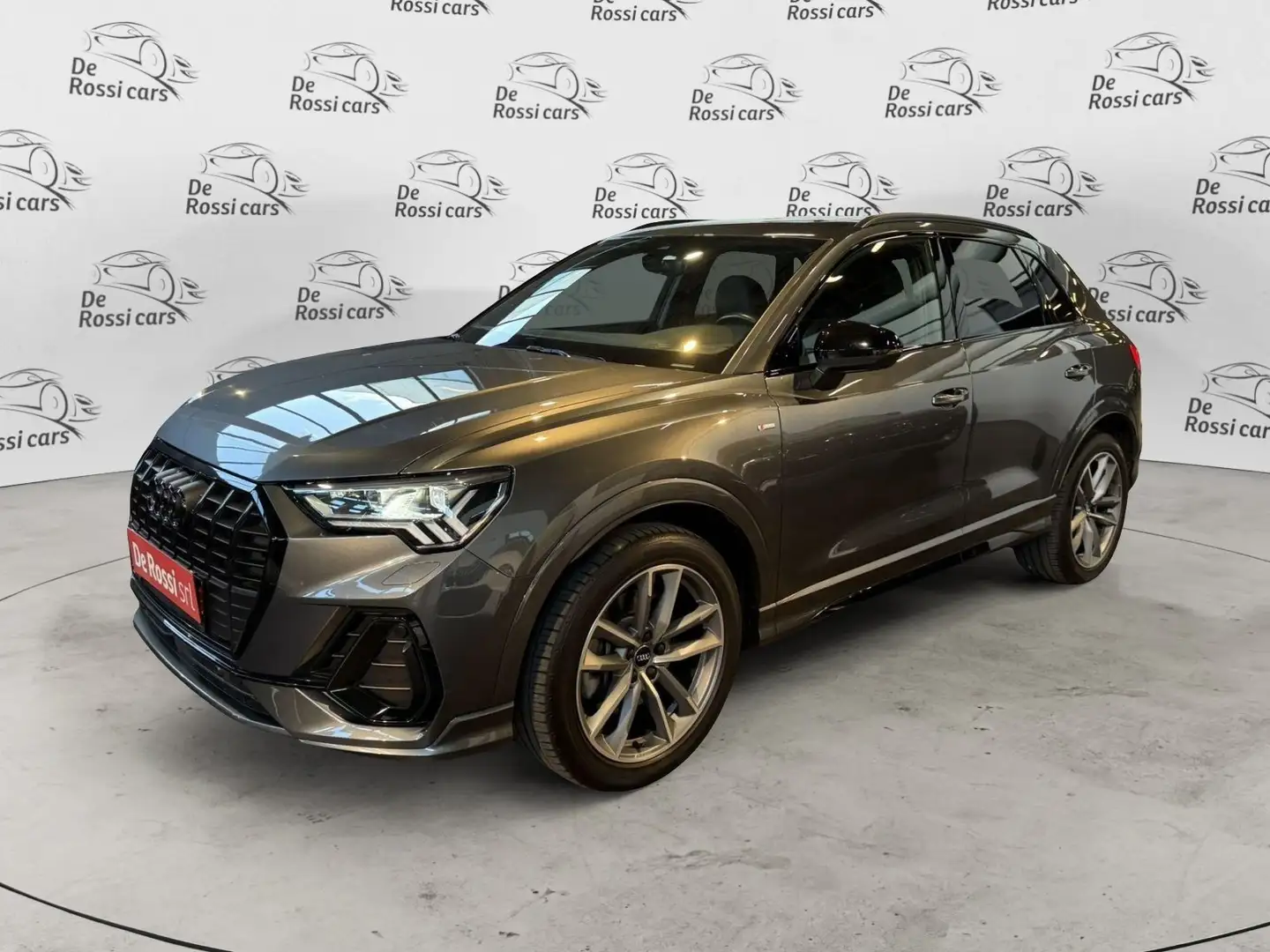 Audi Q3 40 TDI quattro S tronic S line edition Grau - 1