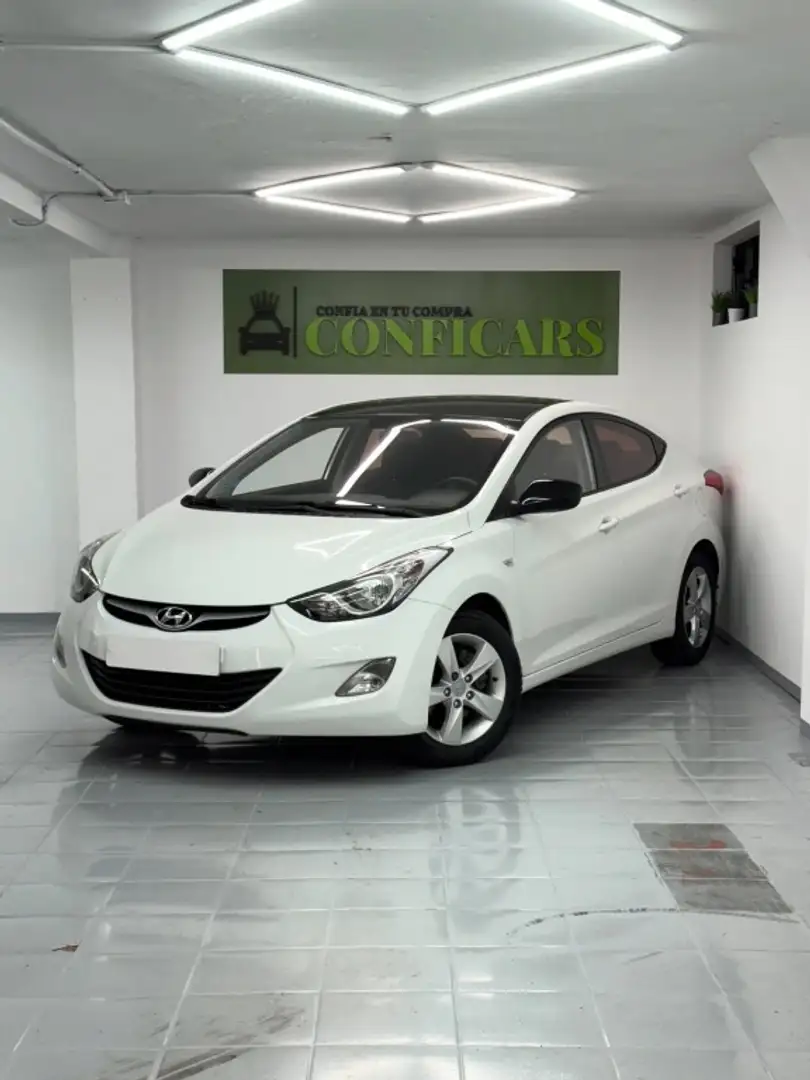 Hyundai ELANTRA 1.6 MPI GL Comfort Bianco - 1