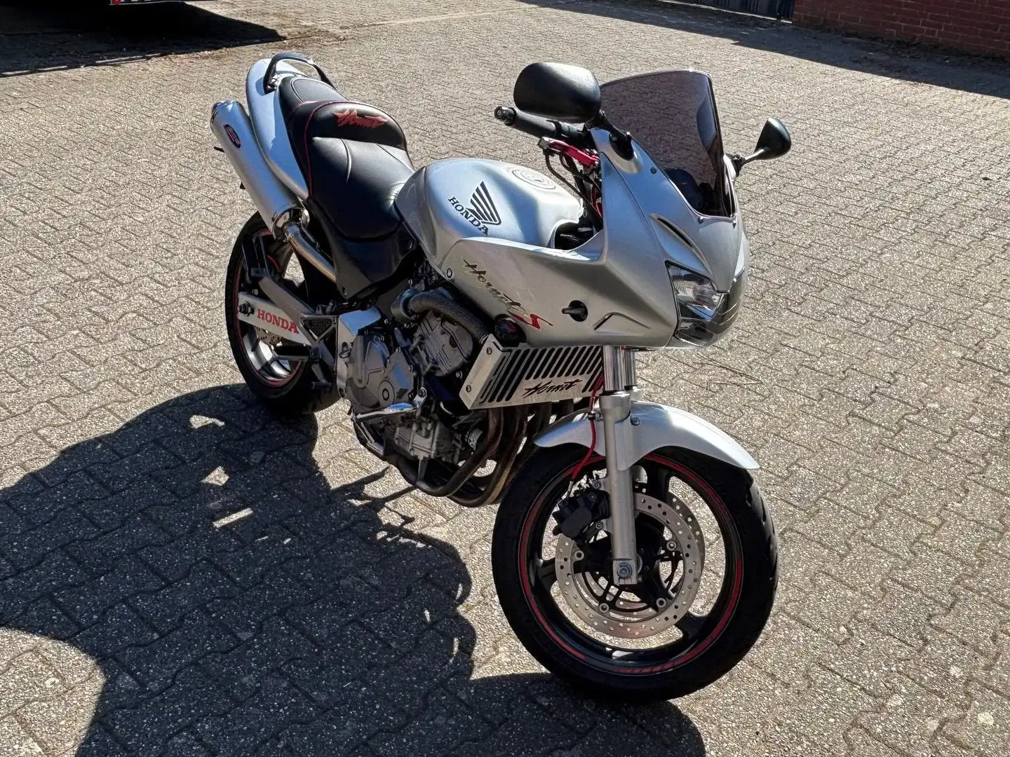 Honda CBF 600 /S Hornet PC34 srebrna - 2