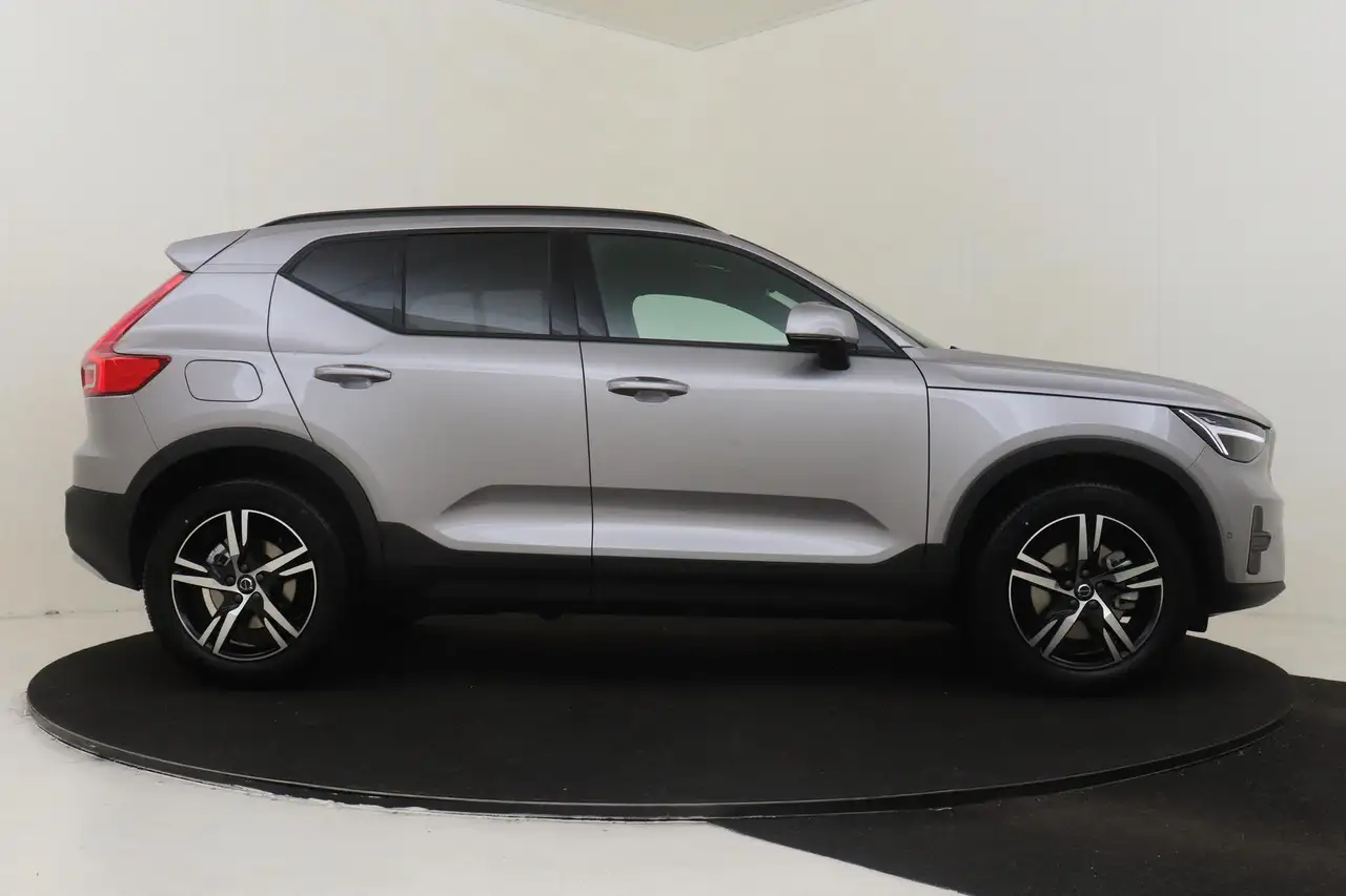 Volvo XC40 2026 — фото 13