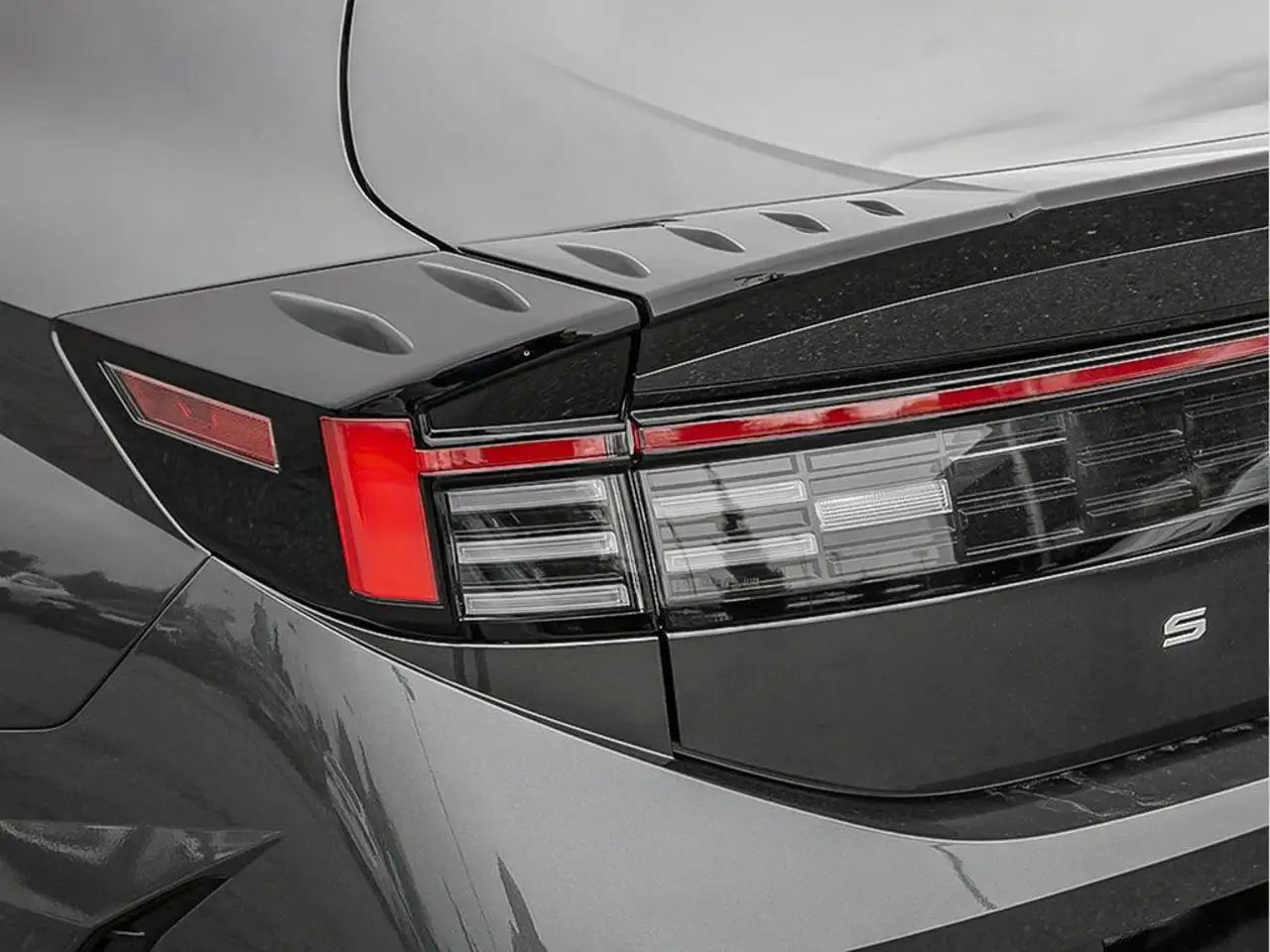 Hyundai SONATA снимка Hyundai SONATA