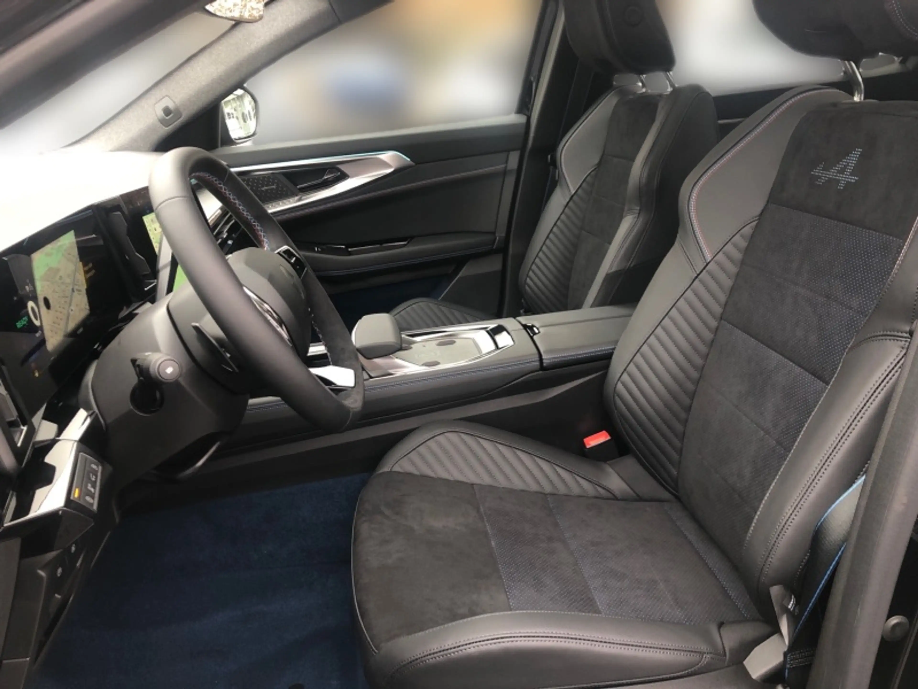 Renault Rafale RAFALE Atelier Alpine E-Tech Plug-in Hybrid 300 4x4 — photo 8