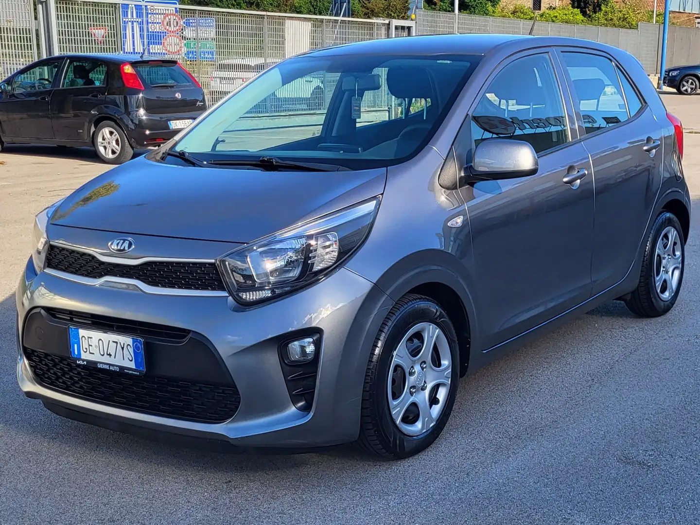 Kia Picanto Picanto 1.0 dpi X Line Gpl Šedá - 2