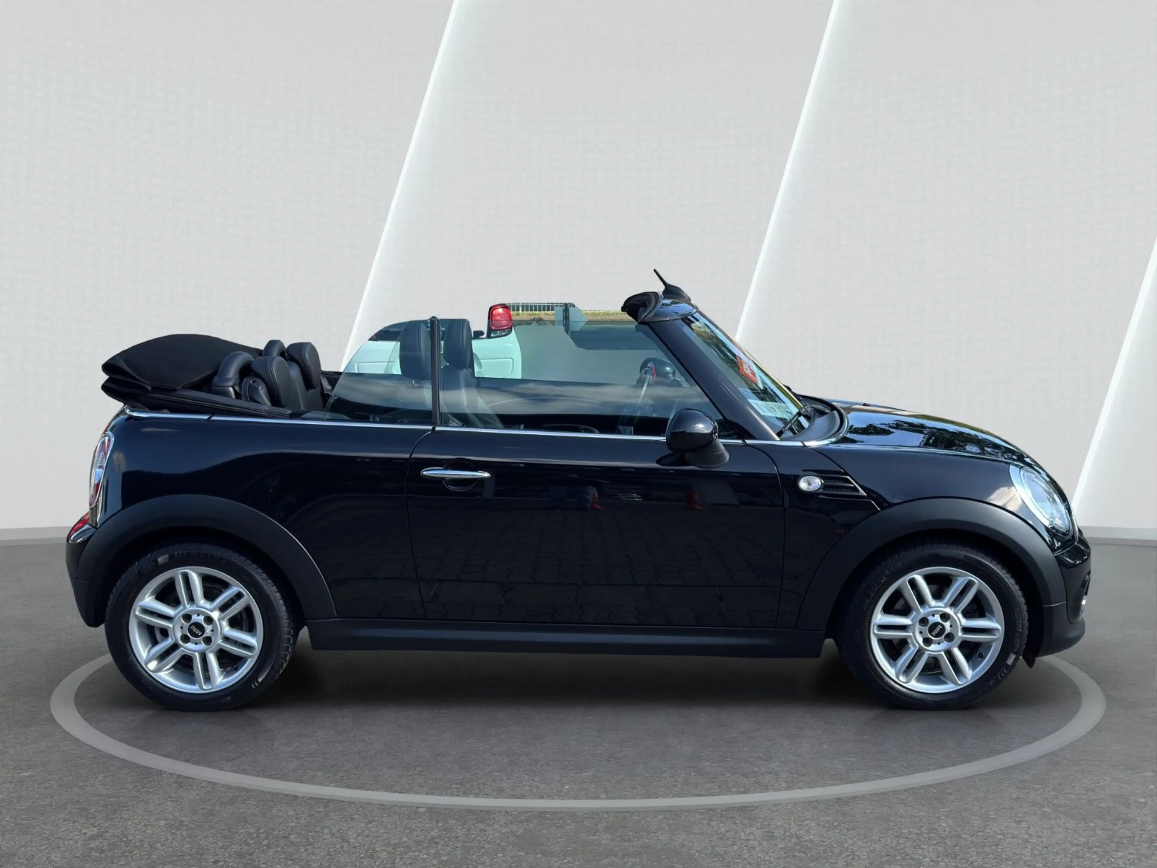 MINI Cooper Cabrio Automatik, 1.Hand, wenig KM — photo 10