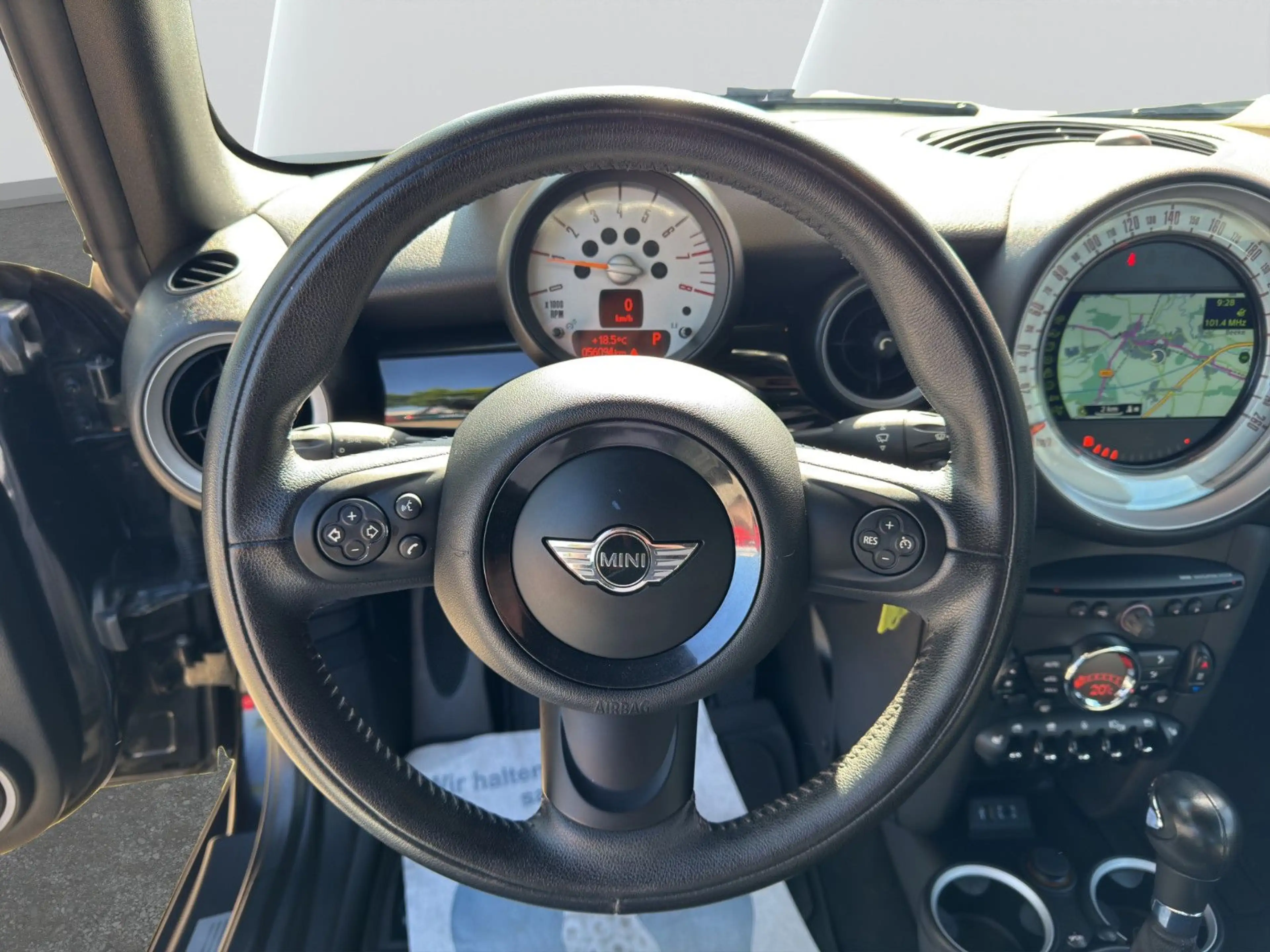 MINI Cooper Cabrio Automatik, 1.Hand, wenig KM — photo 13