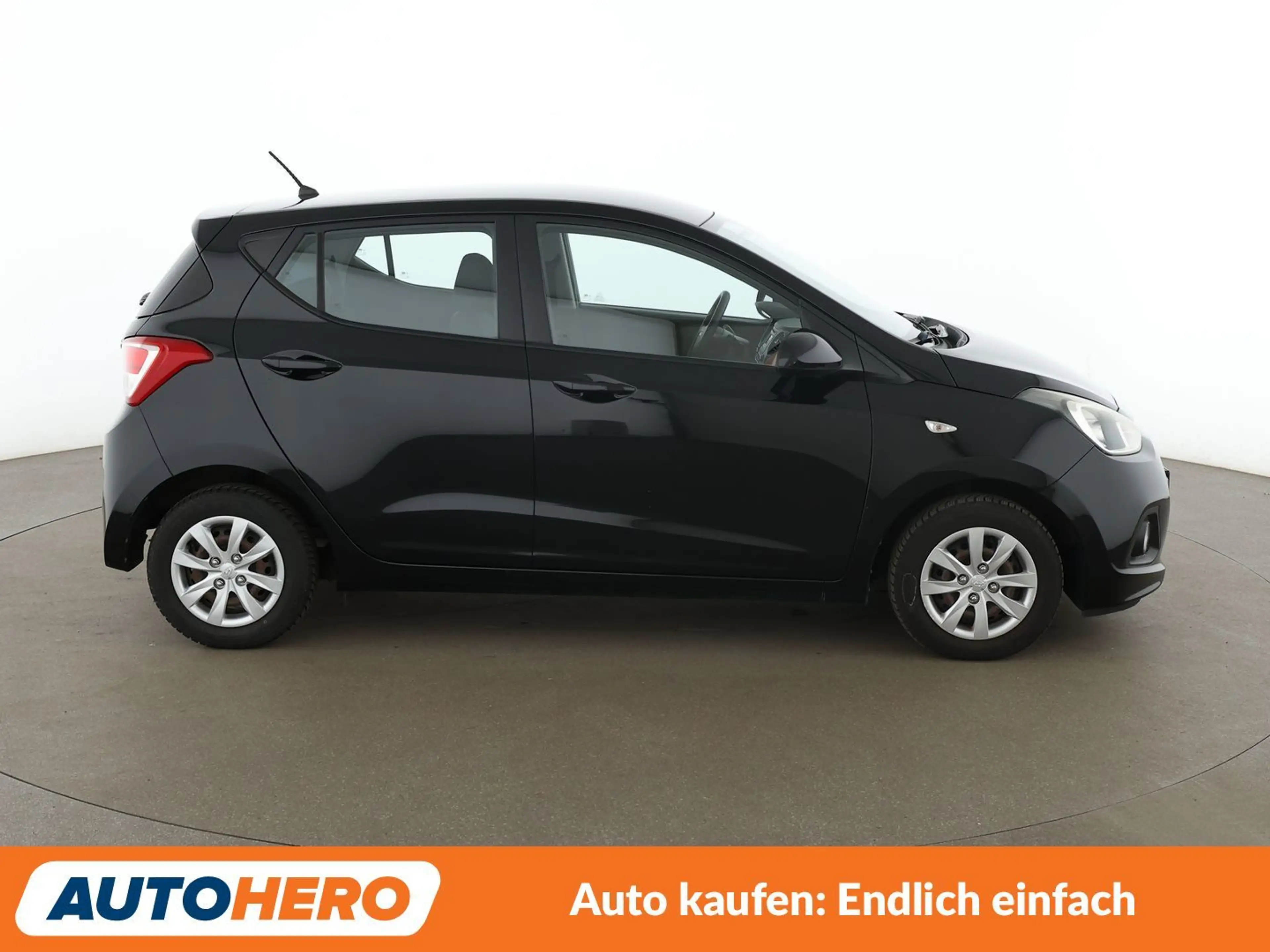 Hyundai i10 1.0 Basis*TEMPO*KLIMA* — photo 7