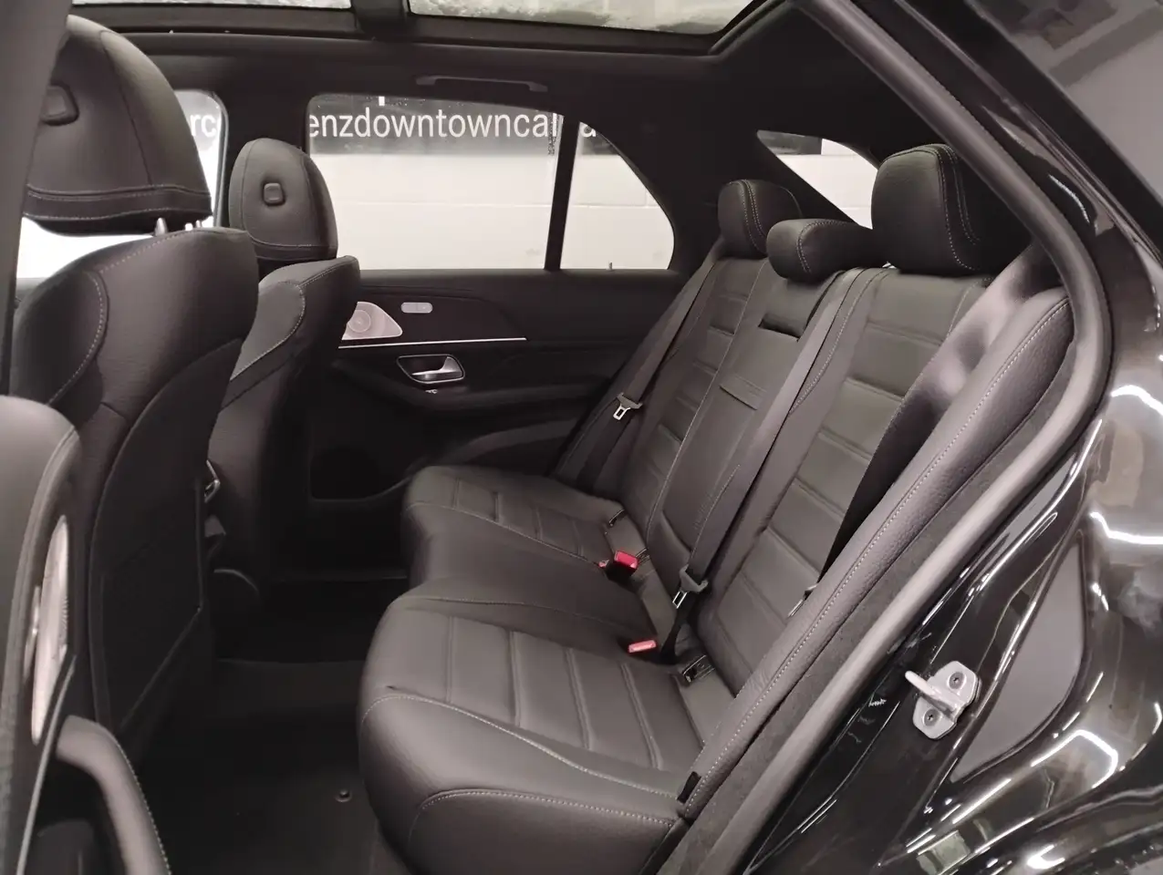 Mercedes-Benz GLE снимка Mercedes-Benz GLE