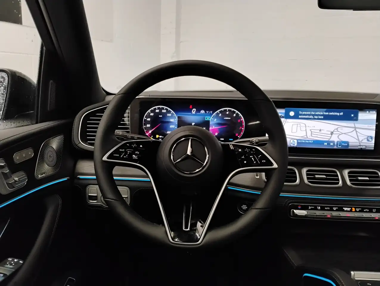 Mercedes-Benz GLE снимка Mercedes-Benz GLE