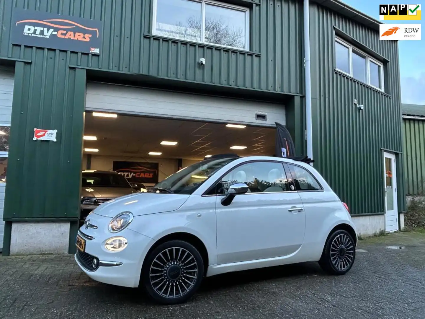 Fiat 500C 1.2 Mirror Cabrio Automaat Wit - 1
