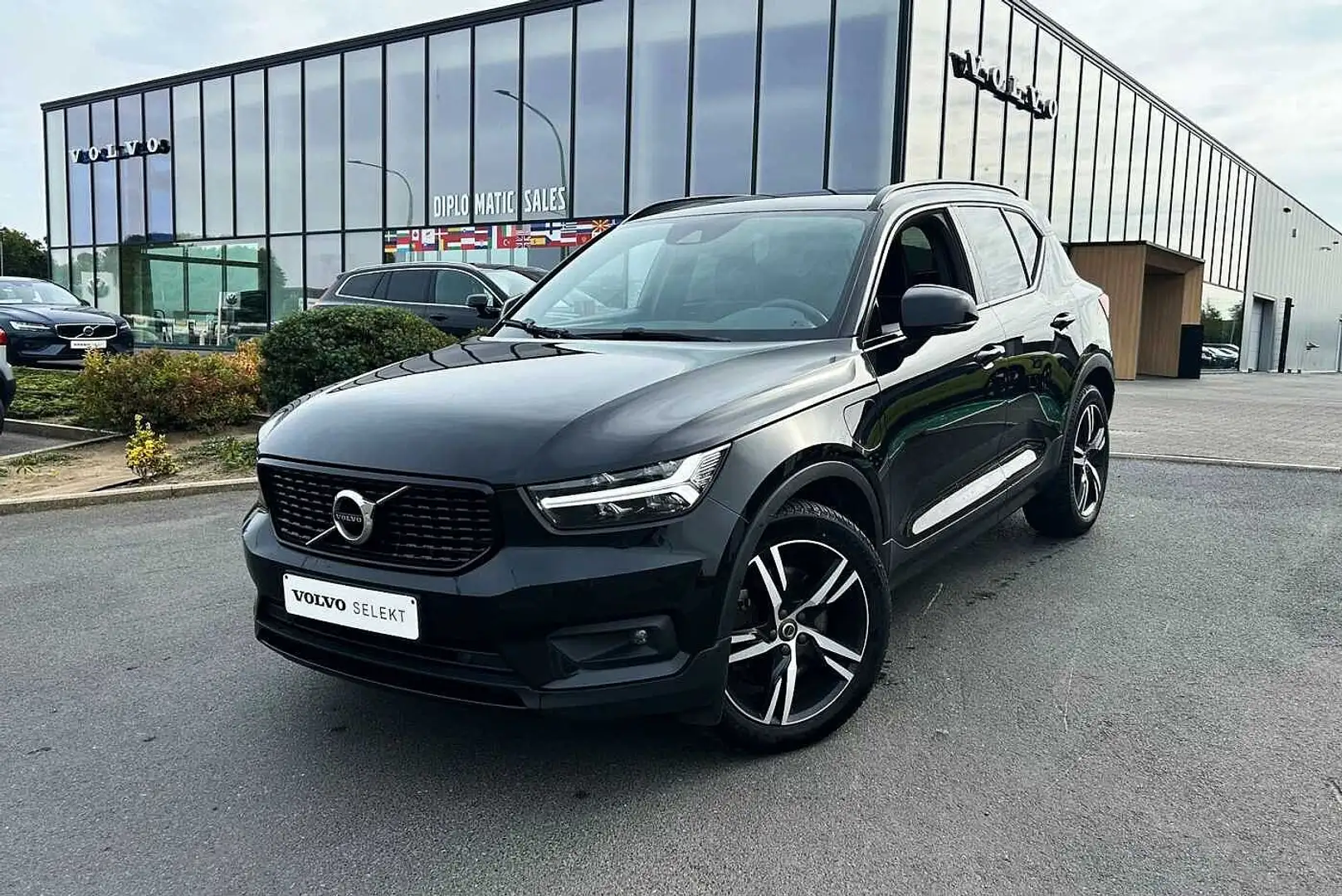 Volvo XC40 R-Design, T4 plug-in 'GARANTIE 3 ANS' Zwart - 1